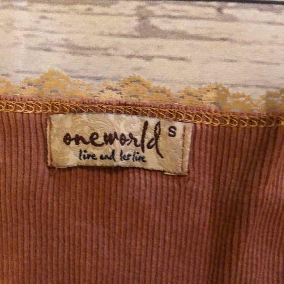 Emerald Tank - Picture 2 of 2